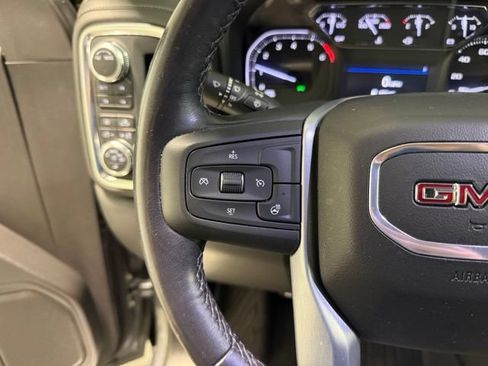Used 2022 GMC Sierra 1500 SLT w/ SLT Premium Package AWD/4WD image 15