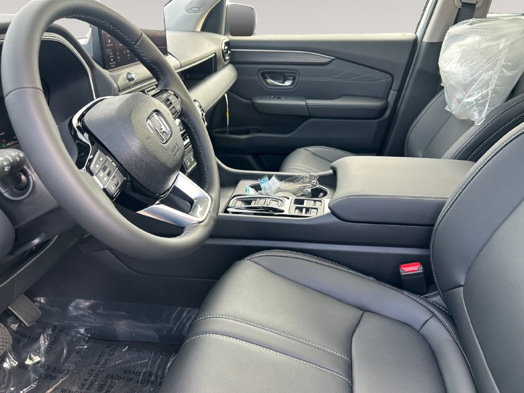 New 2026 Honda Pilot Touring image 9