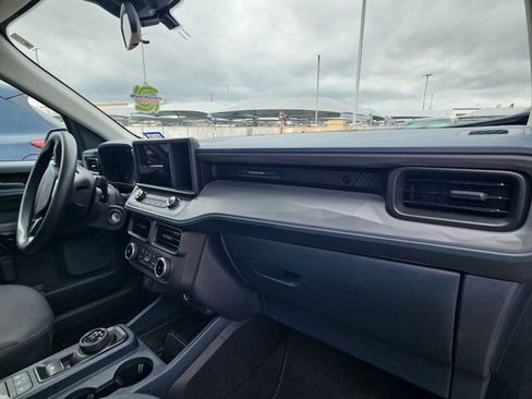 Used 2024 Ford Maverick XL image 12