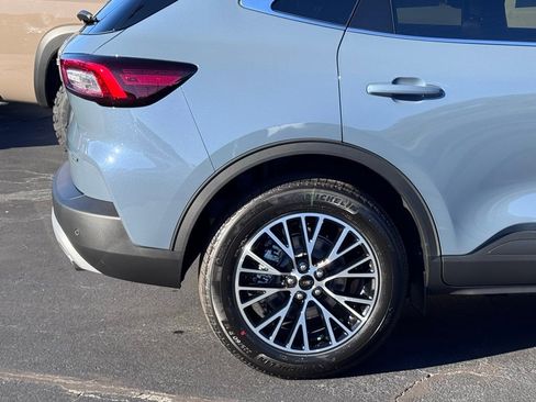 New 2026 Ford Escape SE image 41