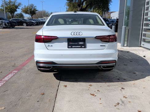 Used 2023 Audi A4 2.0T Premium w/ Convenience Package image 9