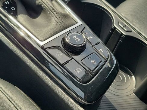Used 2025 Kia Sportage X-Pro Prestige AWD/4WD image 30