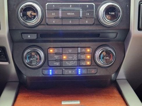 Used 2018 Ford F250 King Ranch w/ King Ranch Ultimate Package AWD/4WD image 17