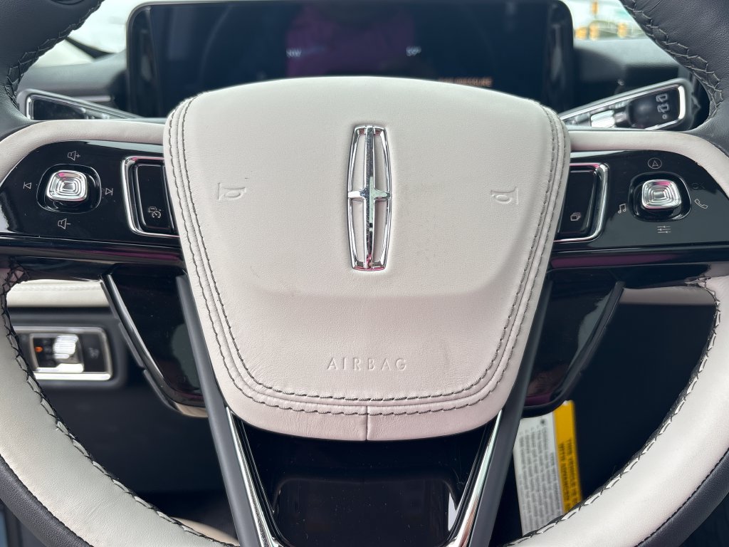New 2026 Lincoln Aviator Reserve AWD/4WD image 22