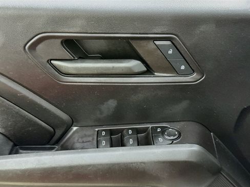 Used 2023 Chevrolet Colorado Trail Boss AWD/4WD image 19
