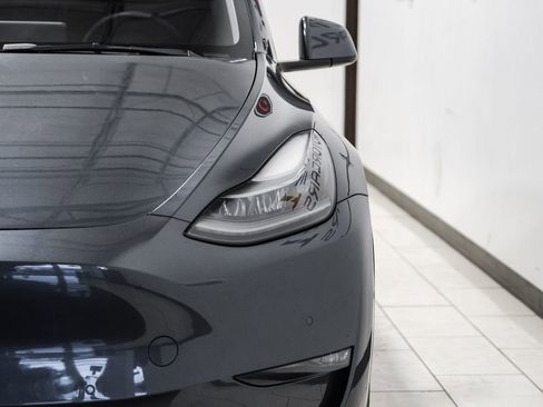 Used 2022 Tesla Model Y Performance AWD/4WD image 42