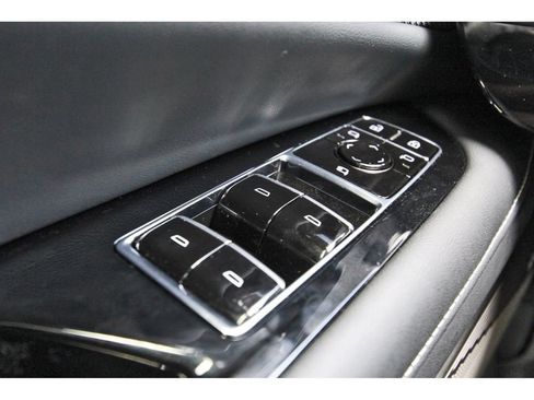 New 2027 Cadillac Optiq Luxury w/ LPO, Floor Liner Package AWD/4WD image 15