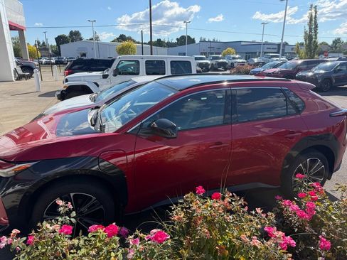 Used 2024 Toyota bZ4X AWD w/ Weather Package image 3