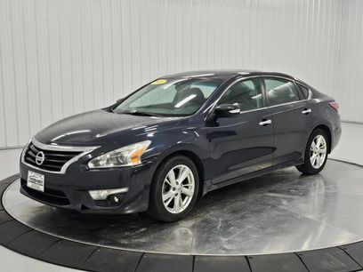 Used 2015 Nissan Altima 2.5 SL w/ Technology Package