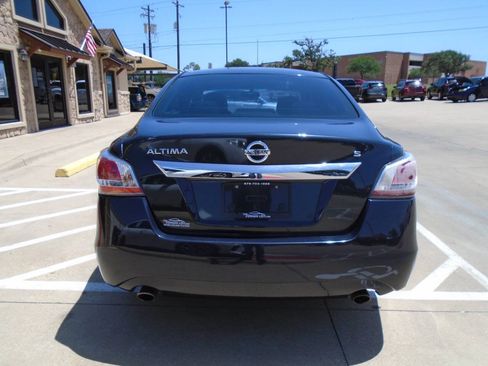 Used 2015 Nissan Altima 2.5 S w/ Power Driver Seat Package FWD image 6