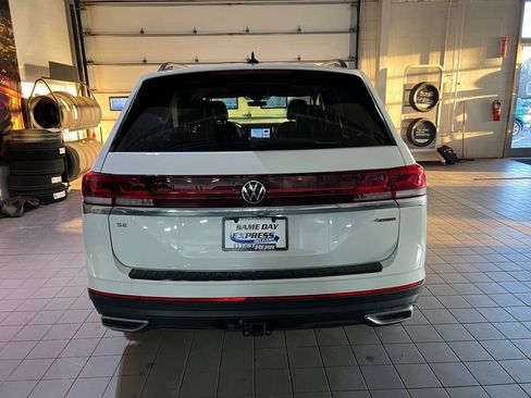 Used 2024 Volkswagen Atlas SE image 8