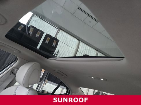 Used 2020 Genesis G70 3.3T image 2