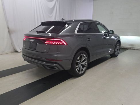 Used 2023 Audi Q8 Prestige w/ Prestige Package AWD/4WD image 4