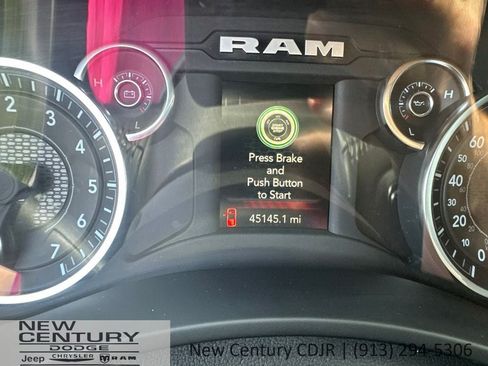 Used 2024 RAM 2500 Big Horn AWD/4WD image 18