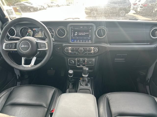 Used 2023 Jeep Wrangler Unlimited Sahara w/ Cold Weather Group AWD/4WD image 21