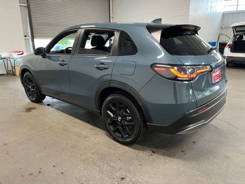 Used 2023 Honda HR-V Sport image 5