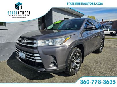 Used 2019 Toyota Highlander LE