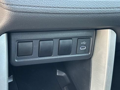 Used 2024 Toyota Corolla Cross AWD Hybrid image 20