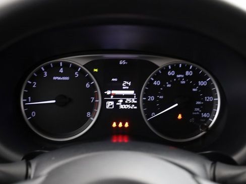 Certified 2024 Nissan Kicks S image 16