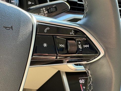 Used 2023 Audi A6 2.0T Premium w/ Convenience Package image 19