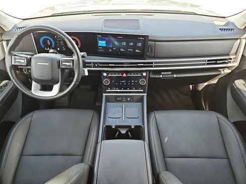 Used 2025 Hyundai Santa Fe SEL FWD image 11