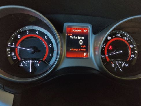 Used 2019 Dodge Journey SE w/ Premium Group image 23