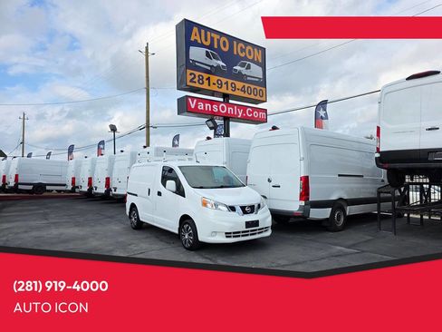 Used 2017 Nissan NV200 SV w/ Technology Package image 1