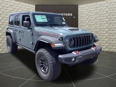 New 2026 Jeep Wrangler Unlimited Rubicon w/ Xtreme 35 Tire Package AWD/4WD image 2
