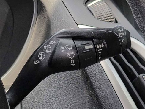 Used 2014 Ford Focus SE w/ SE Winter Package FWD image 24