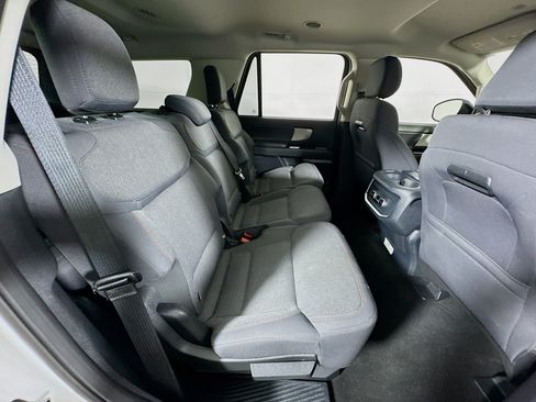 Used 2025 Ford Expedition Active AWD/4WD image 25