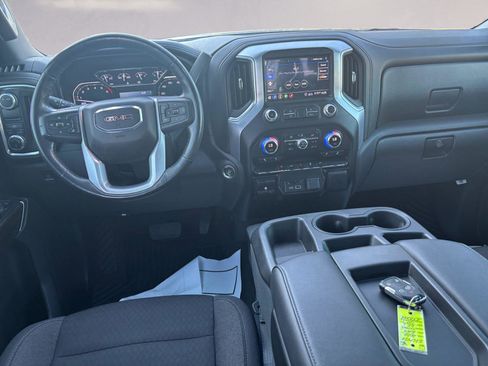 Used 2020 GMC Sierra 1500 SLE w/ SLE Value Package image 10