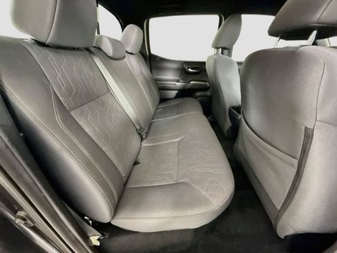 Certified 2018 Toyota Tacoma TRD Sport w/ Technology Package RWD image 27