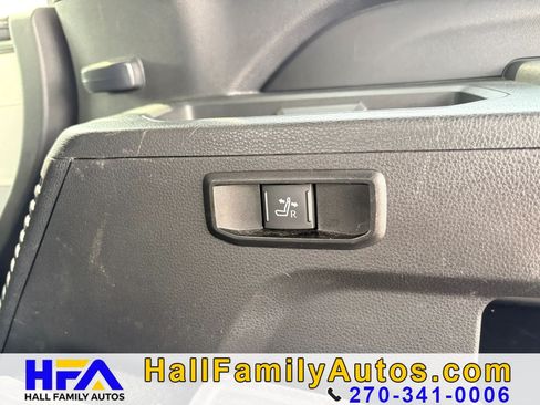 Used 2024 Toyota Sequoia Capstone AWD/4WD image 23