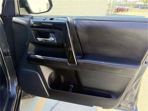 Used 2016 Toyota 4Runner TRD Pro AWD/4WD image 26