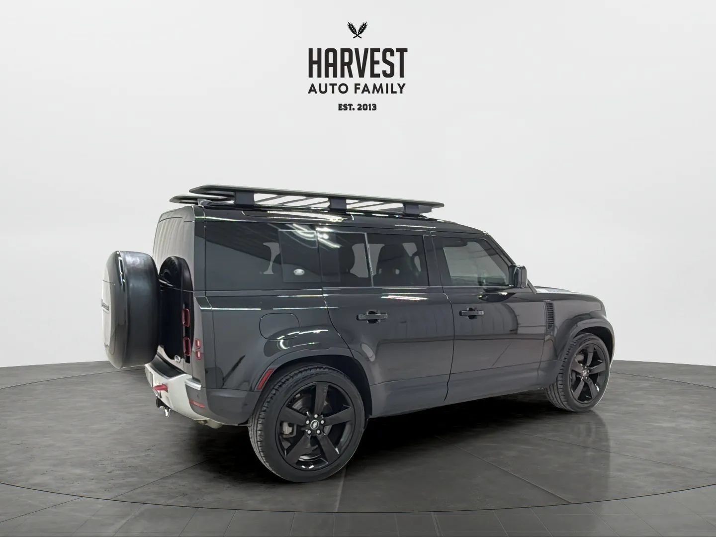 Used 2023 Land Rover Defender 110 SE AWD/4WD image 7
