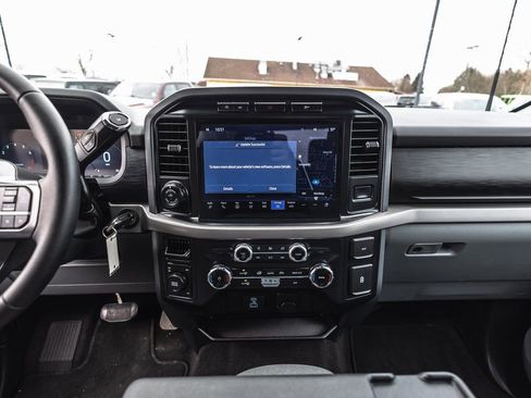 Used 2024 Ford F150 XLT AWD/4WD image 27
