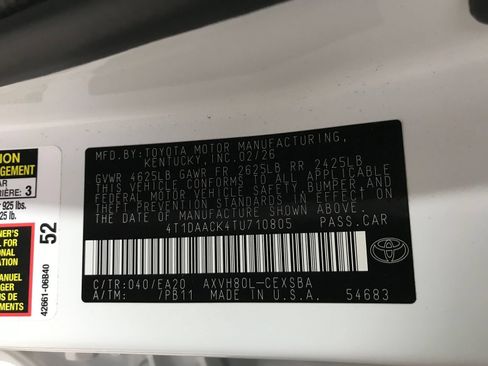 Used 2026 Toyota Camry SE FWD image 30