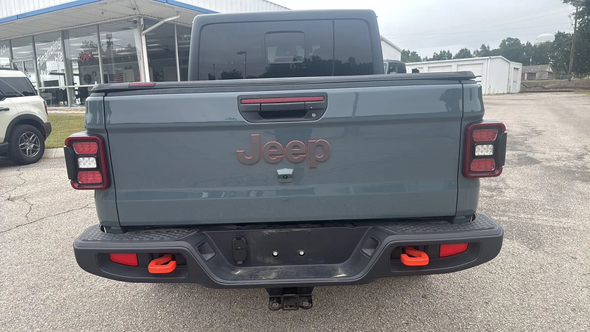 Used 2026 Jeep Gladiator Mojave AWD/4WD image 4