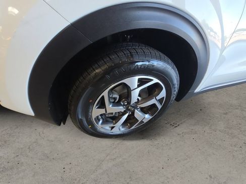 Used 2021 Kia Sportage LX AWD/4WD image 9