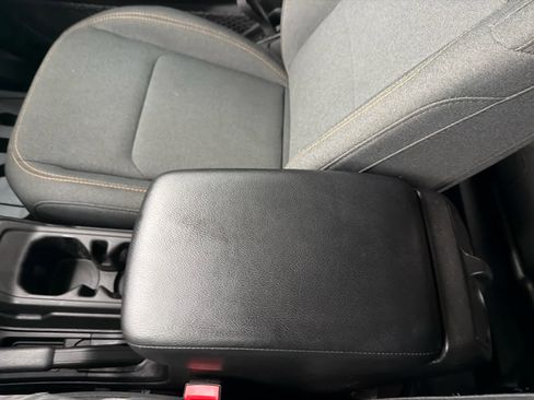 Used 2024 Jeep Wrangler Willys image 29