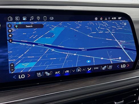 New 2025 Chevrolet Suburban Premier image 13