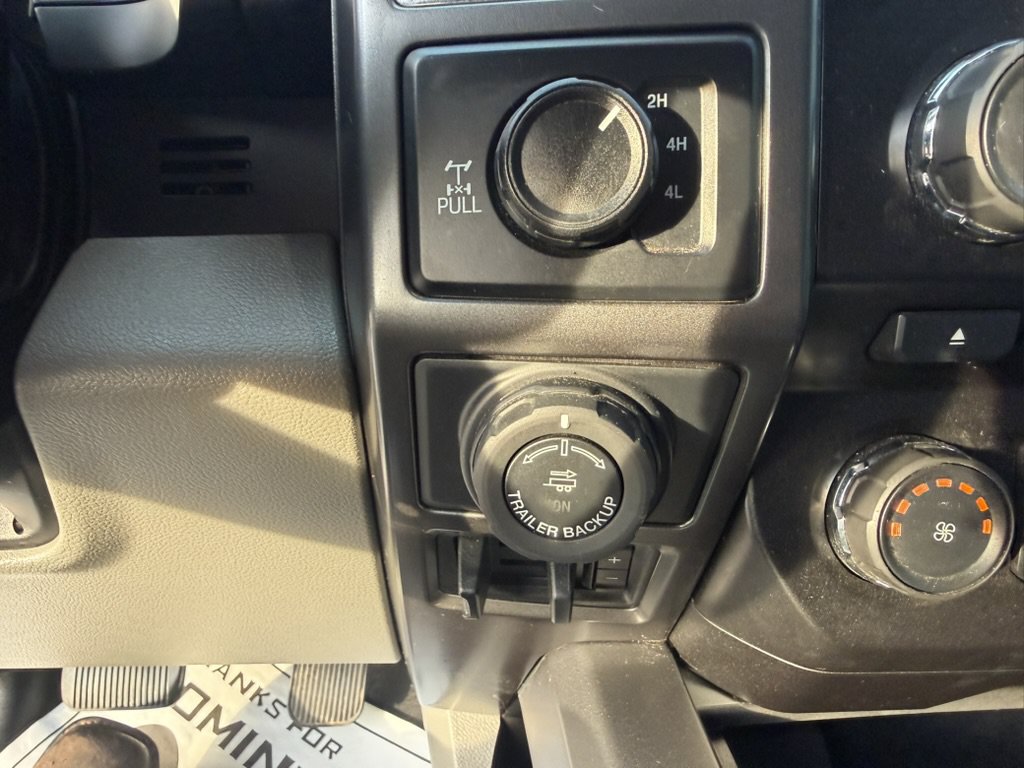 Used 2018 Ford F150 XLT w/ Equipment Group 302A Luxury AWD/4WD image 27