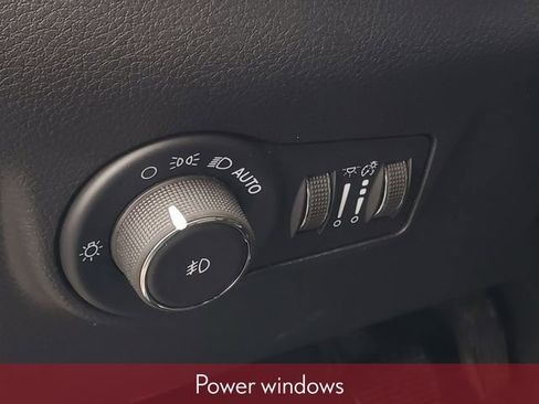 Used 2024 Jeep Compass Limited AWD/4WD image 17