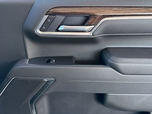 Used 2026 GMC Sierra 1500 SLE image 21