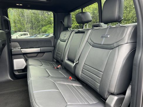 New 2025 Ford F250 Platinum image 25