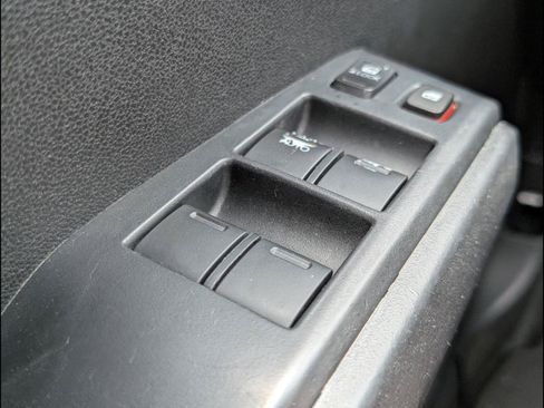 Used 2011 Honda Fit Sport image 17
