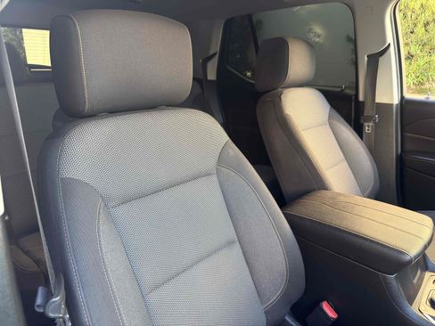 Used 2019 Chevrolet Traverse LS w/ LPO, Blackout Package FWD image 51