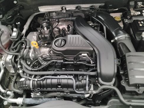 Used 2023 Volkswagen Taos S FWD image 30