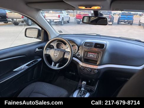 Used 2019 Dodge Journey SE image 74