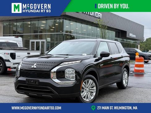 Used 2025 Mitsubishi Outlander ES AWD/4WD image 1